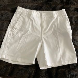 White shorts size 6